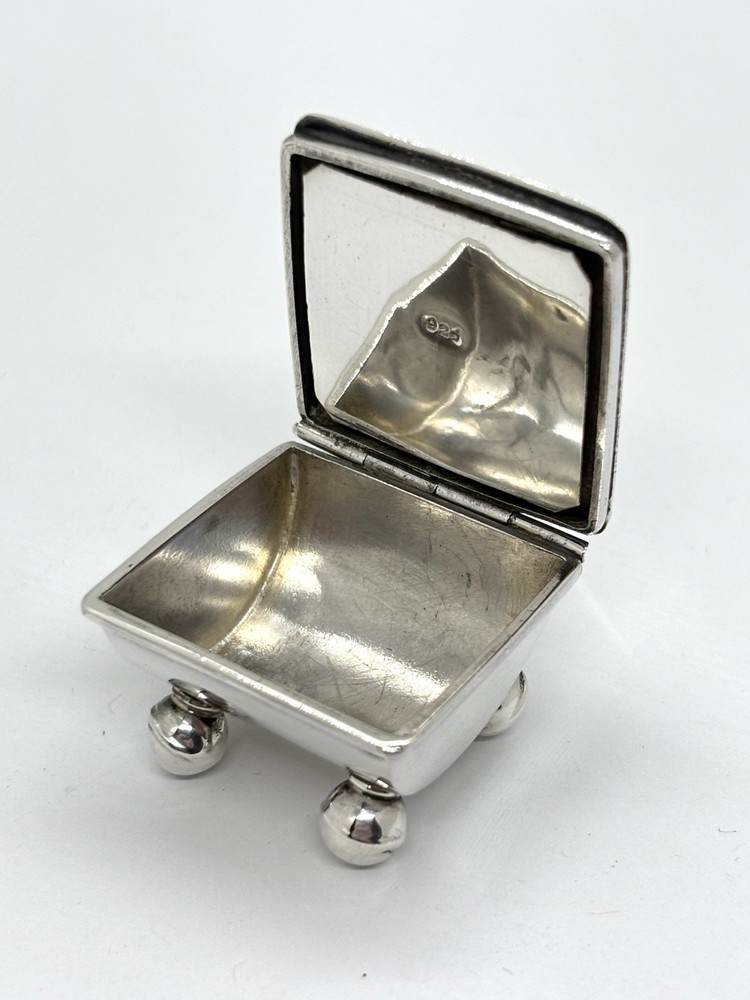 Solid Sterling silver stamp box / case / holder on raised ball feet