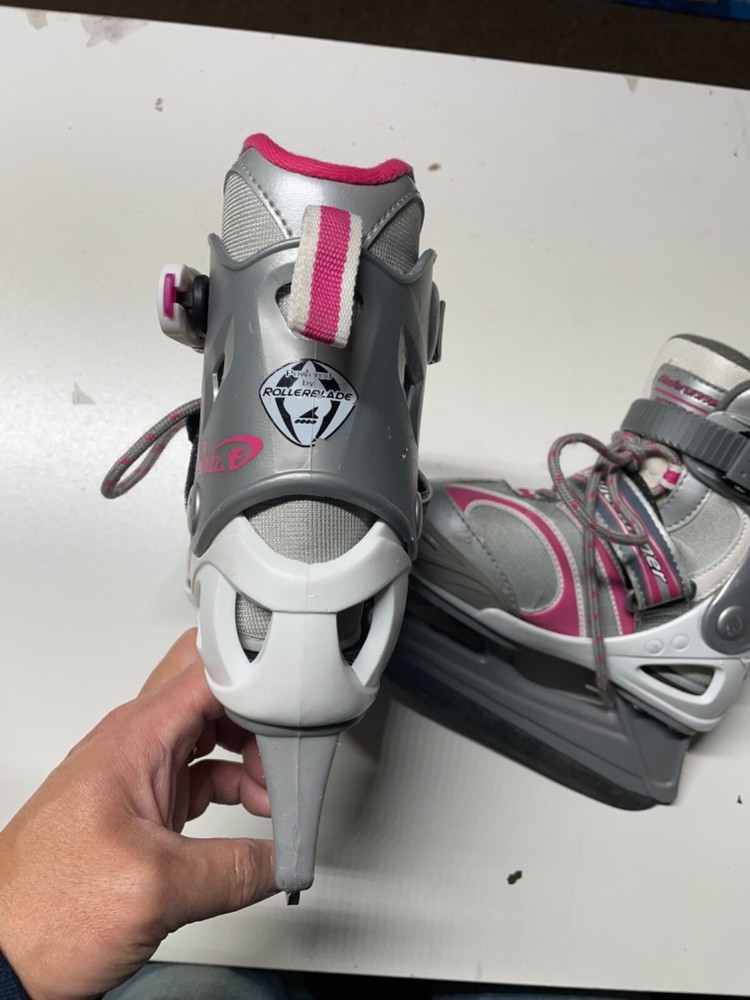 Blade runner ice skate kids size 11-1