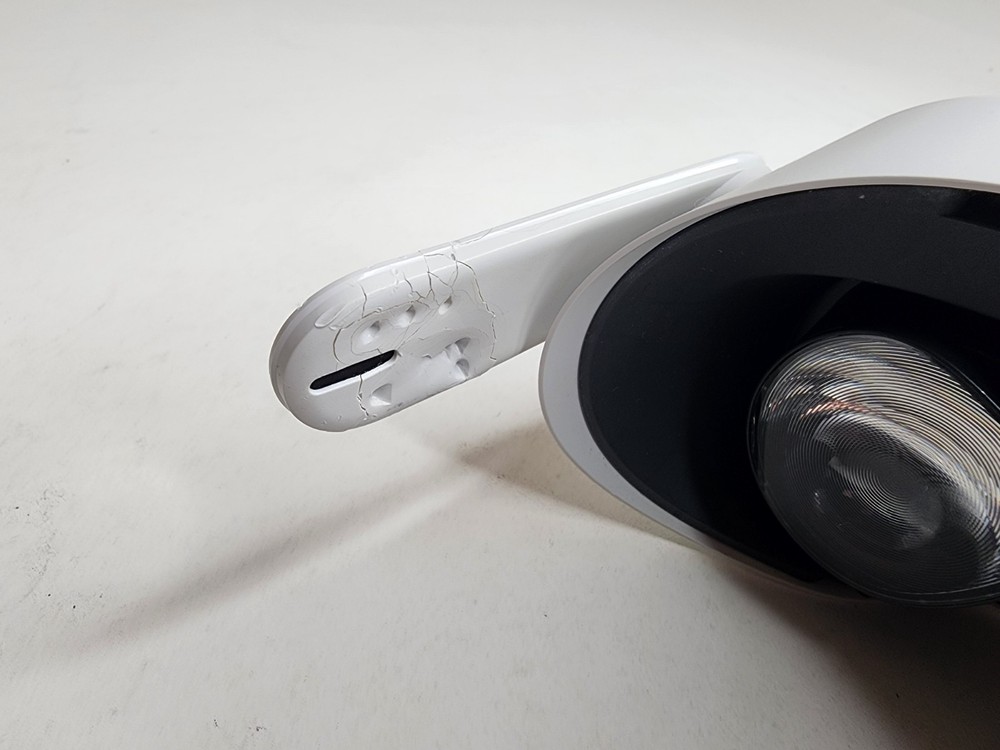 Meta Oculus Quest 2 Standalone VR Headset Only *Black Screen*