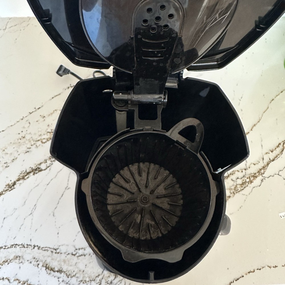 Black + Decker CM1100B 12 Cup Programmable Coffeemaker, Black