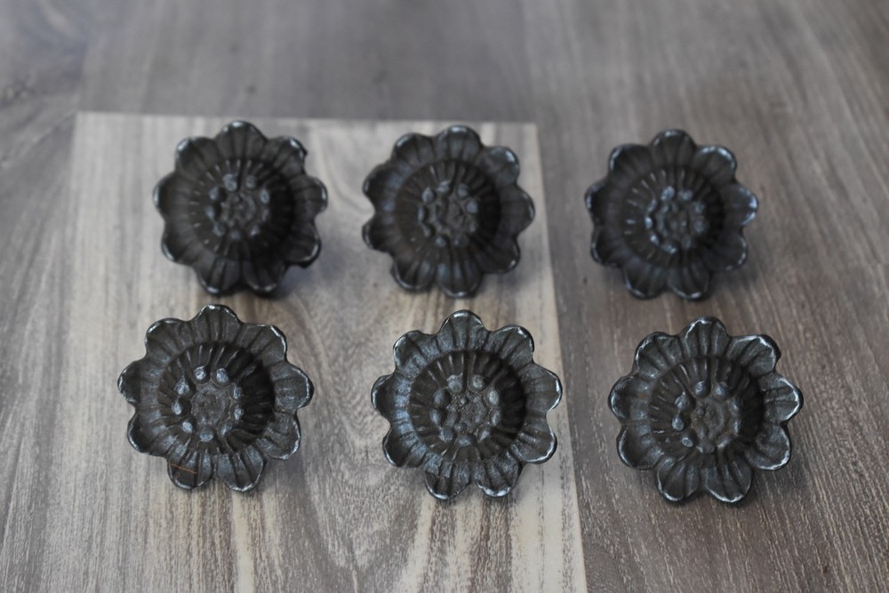 Vintage FLORAL cast iron cabinet drawer door knobs handle pull rustic Look 6pcs