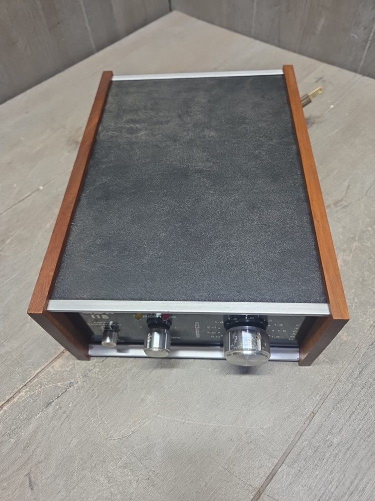 DBX 118 Dynamic Range Enhancer Linear Expander Compressor Limiter Peak Unlimiter