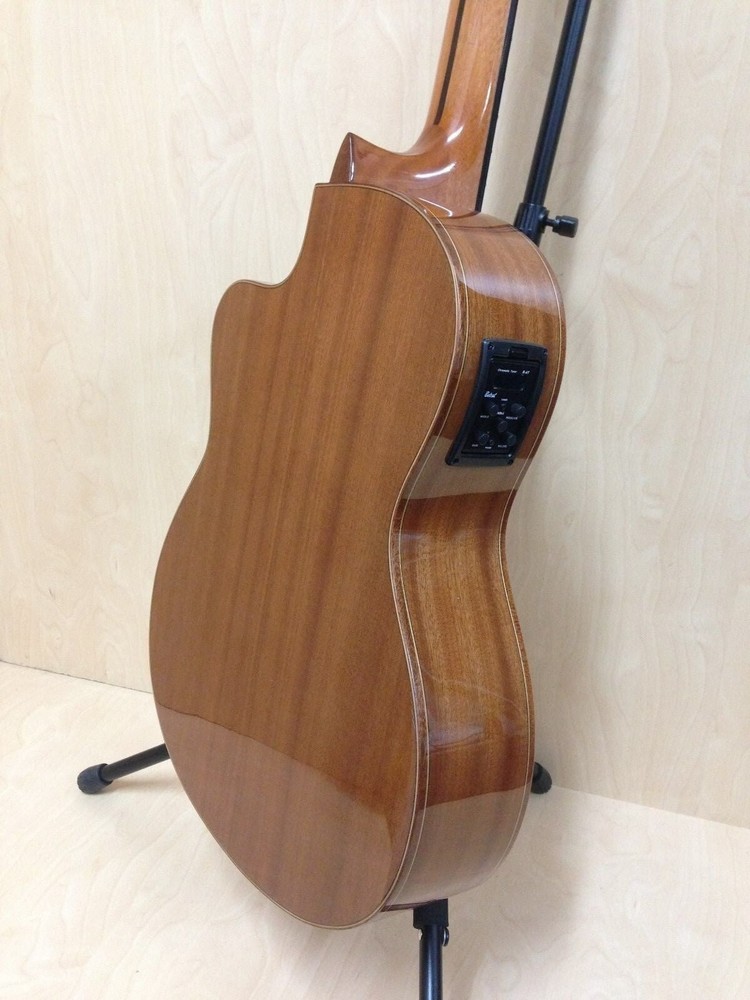 Miguel Rosales HS10CEQN Solid Top Electro-Classical Guitar + Accessories