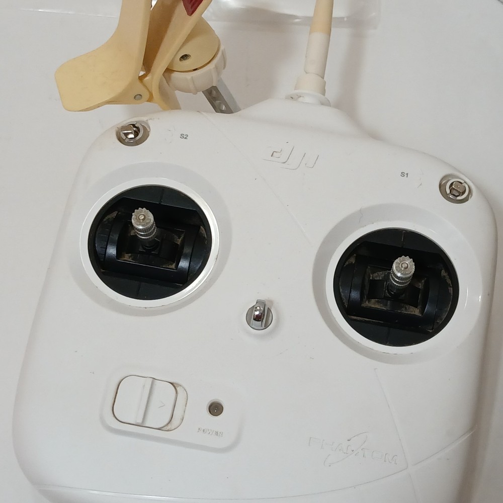 DJI Phantom 1 Drone P330D & Controller - UNTESTED PARTS AS IS