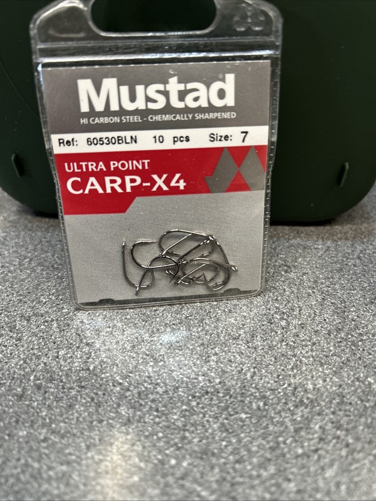 Mustad Ultra Point Carp - X4 Size 7