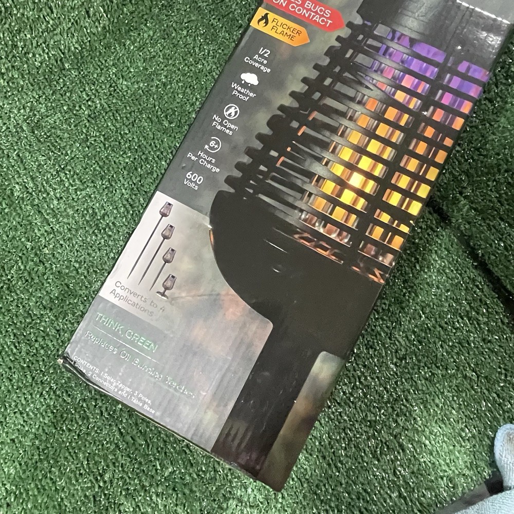 Insect Killer Torch, Solar Power Bug Zapper With Led Flame Effect New