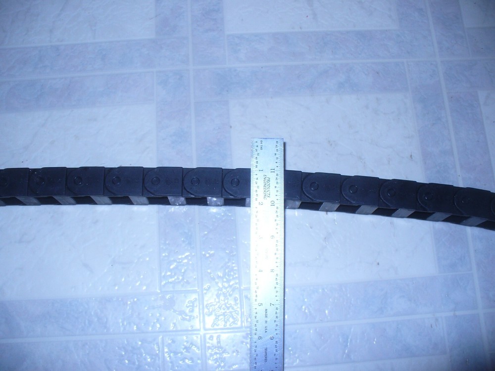 e-chain cable carrier