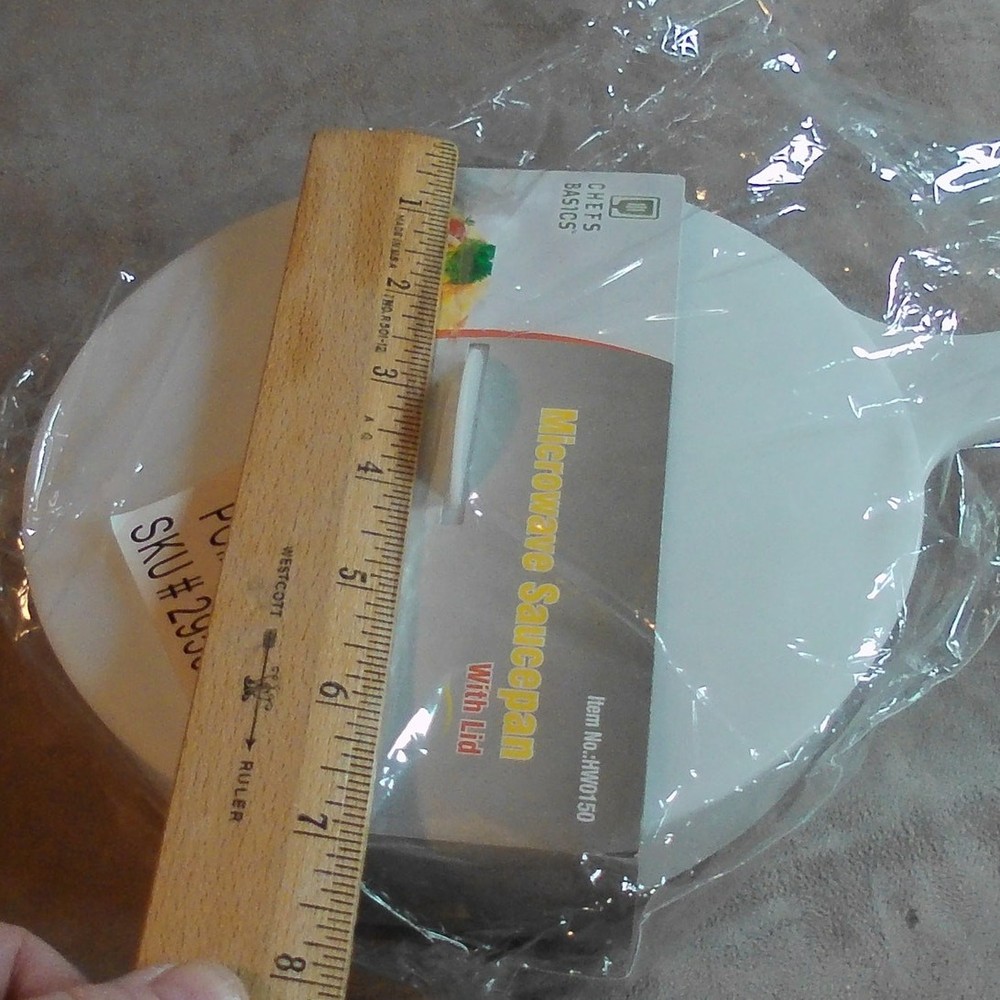 Chefs Basics Microwave Saucepan w/Lid HW0150 NOS Plastic