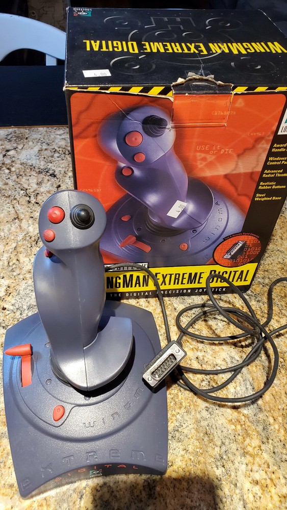 Logitech Wingman Extreme Digital Joystick - Microsoft Flight Simulator - 1997