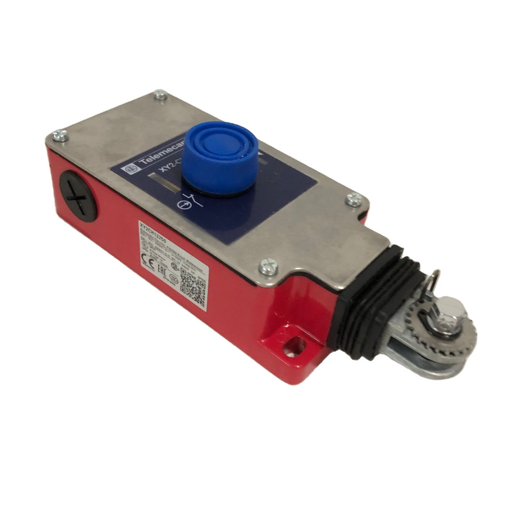 XY2CH13250  new  emergency stop rope pull switch  with 90 days warranty