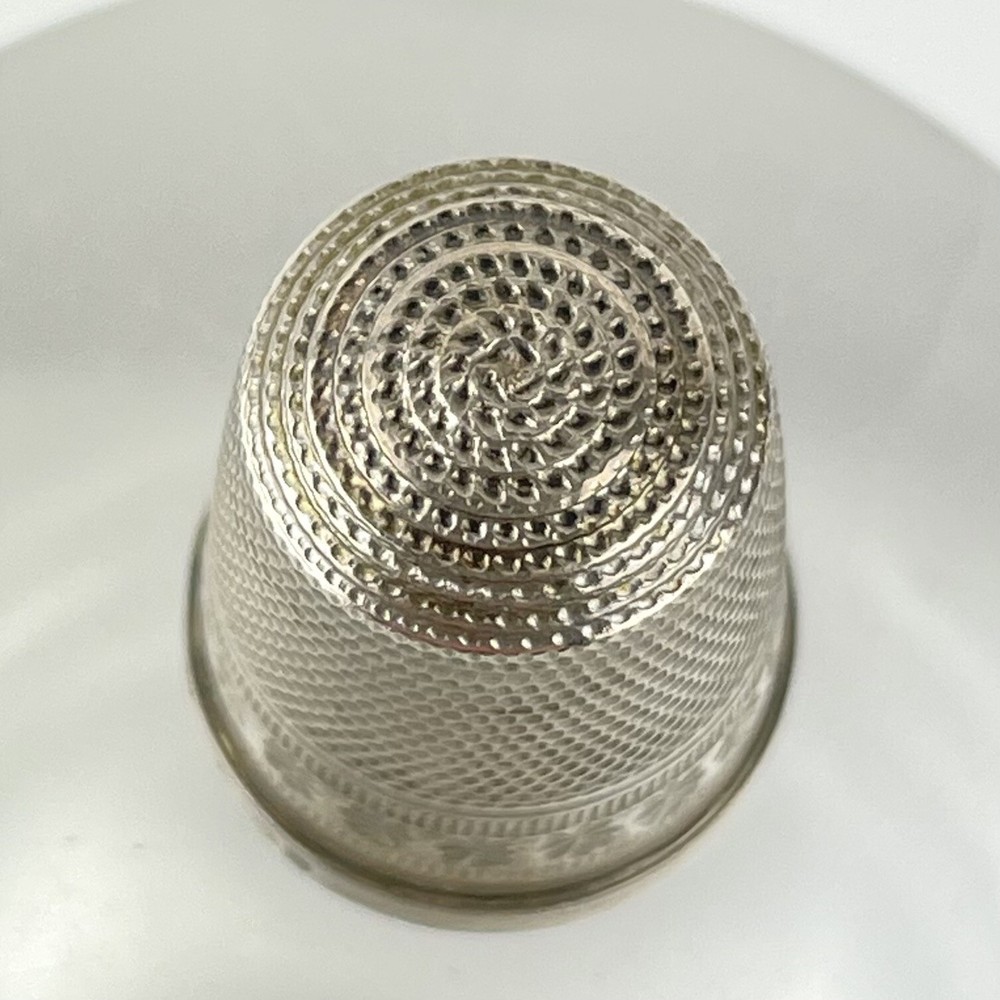 Vintage Solid Sterling Silver Thimble 2cm Probably David Hollander 1981 L #6