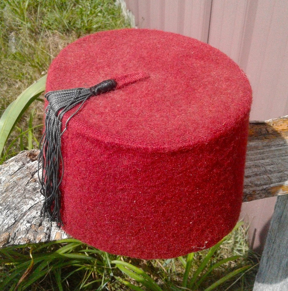 Vintage Red Fez Hat with Black Tassel Plain