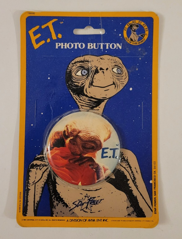 1982 E.T. The EXTRA TERRESTRIAL Nice UNOPENED PHOTO BUTTON Vintage PIN Sealed