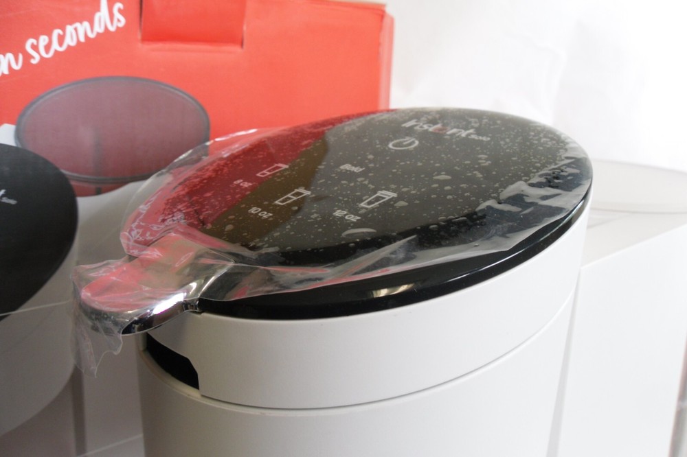 Instant Solo Coffee Maker K-cup or Ground, White