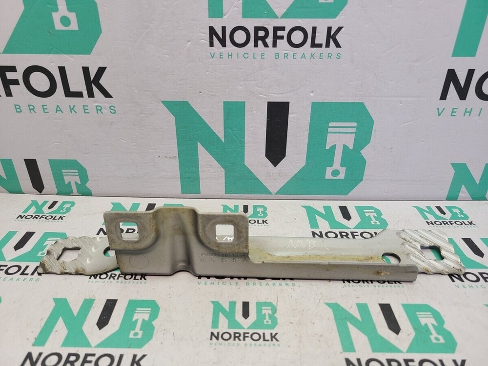 Mercedes S Class V222 Front Wing Bracket LEFT A2228811314