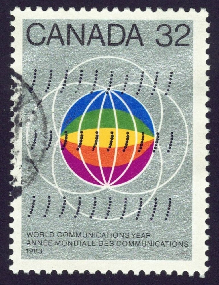Canada sc#976 U.N. World Communications Year: Globes, Used