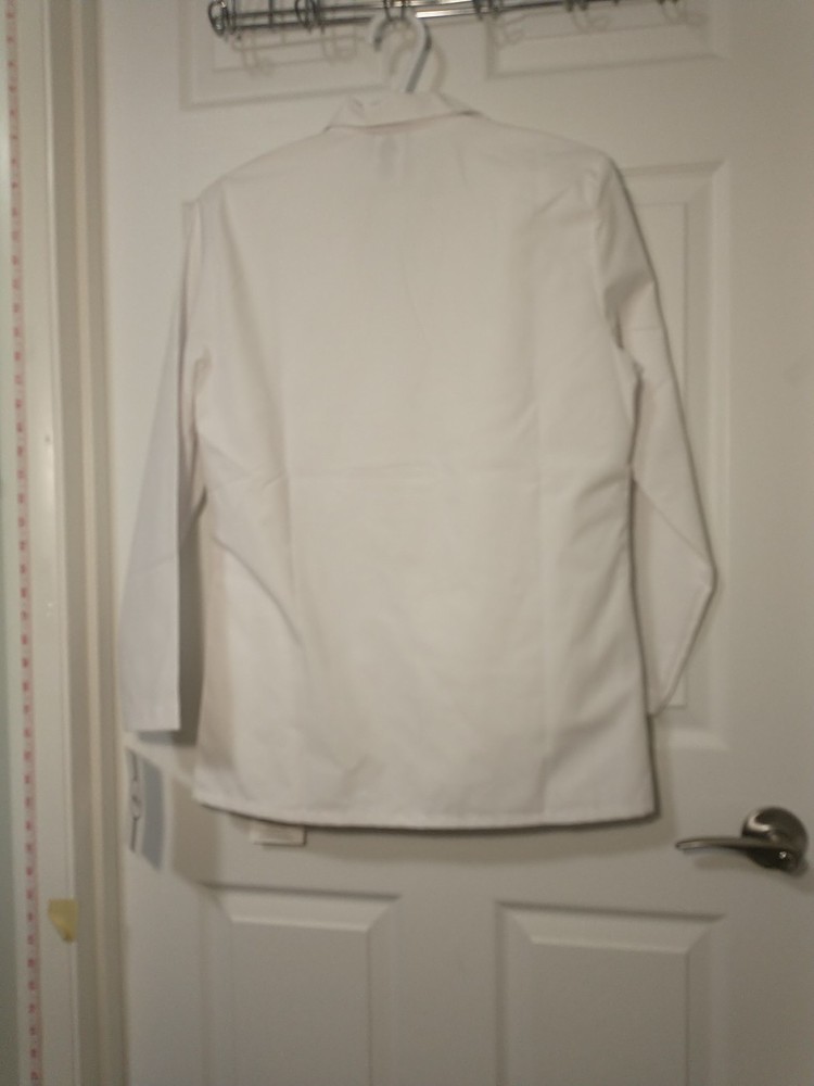 NWT..Meta,Lab Coat White Long Sleeve 2-Button 3-Pocket Cotton Blend
