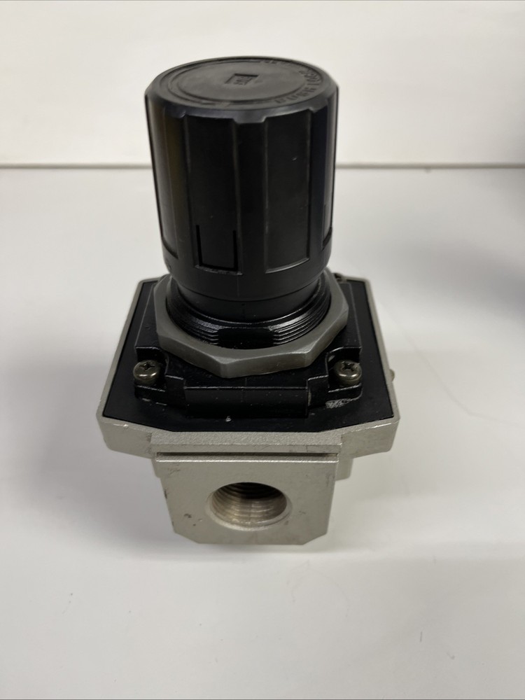 SMC NAR5000-N06 Pneumatic Regulator