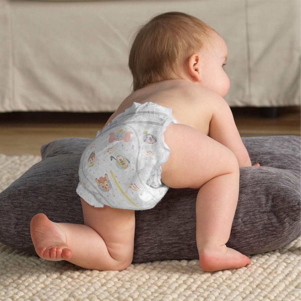 Huggies Little Snugglers Plus Diapers Size 2 - 174 Count™