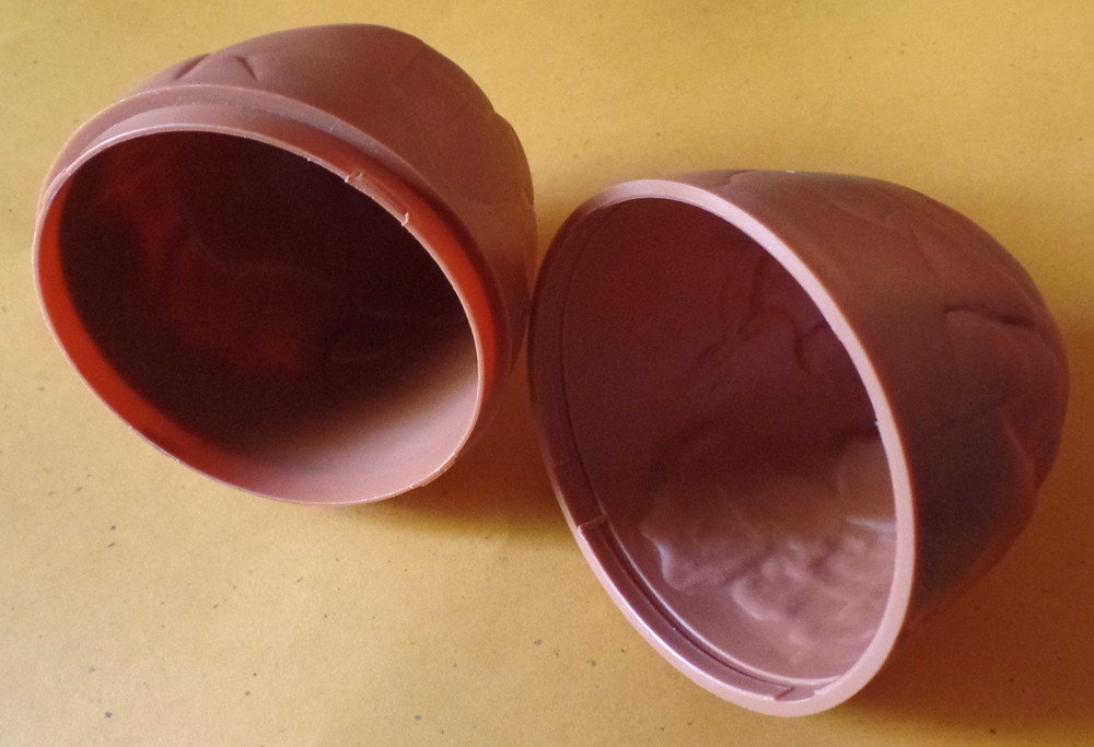 Vintage 1990's Large Empty Plastic Brown PREHISTORIC TOY DINOSAUR EGG