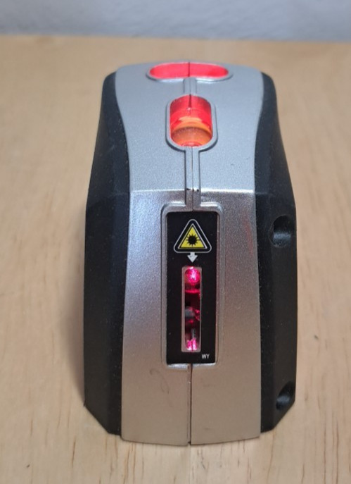 BLACK+DECKER BDL220S Level