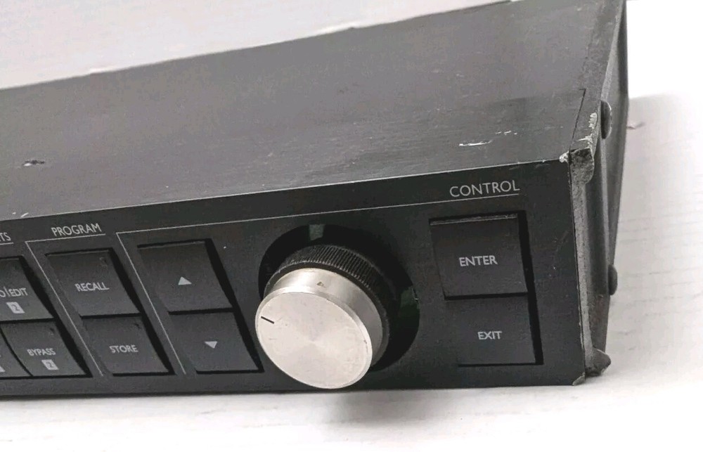 TC Electronic M-ONE Effects Processor READ