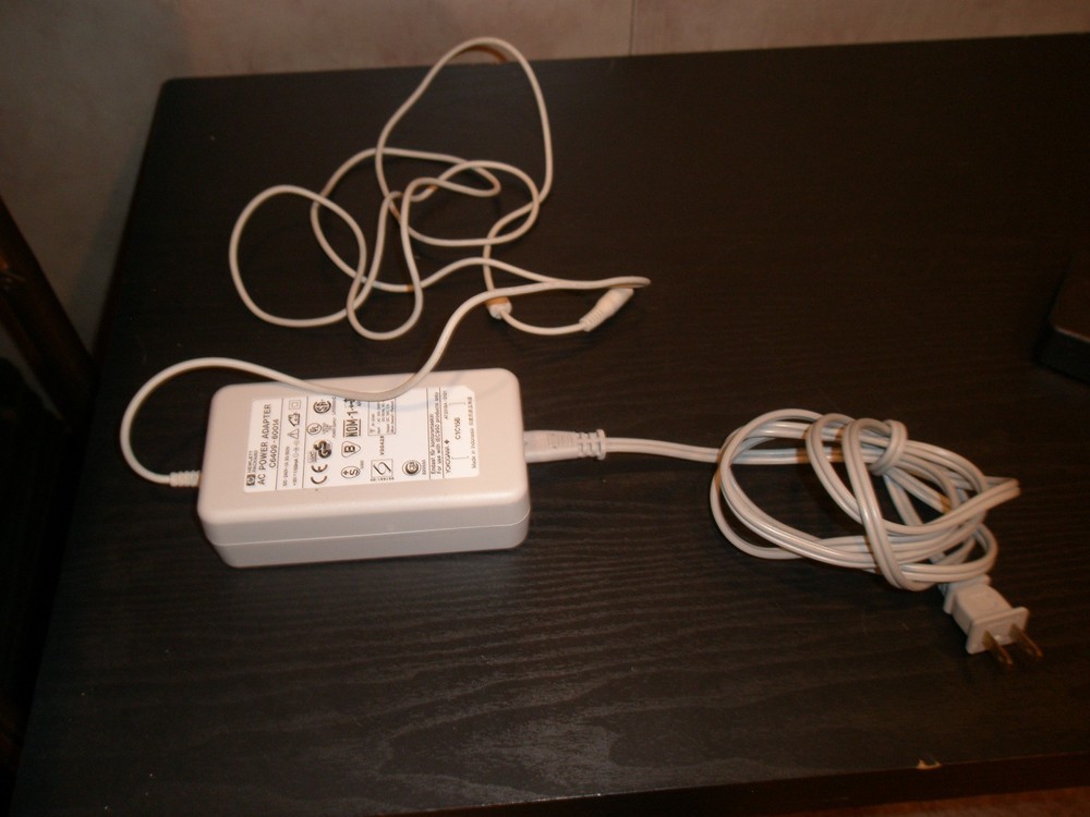 Hewlett Packard DeskJet A/C Adapter - Computer Power Supply