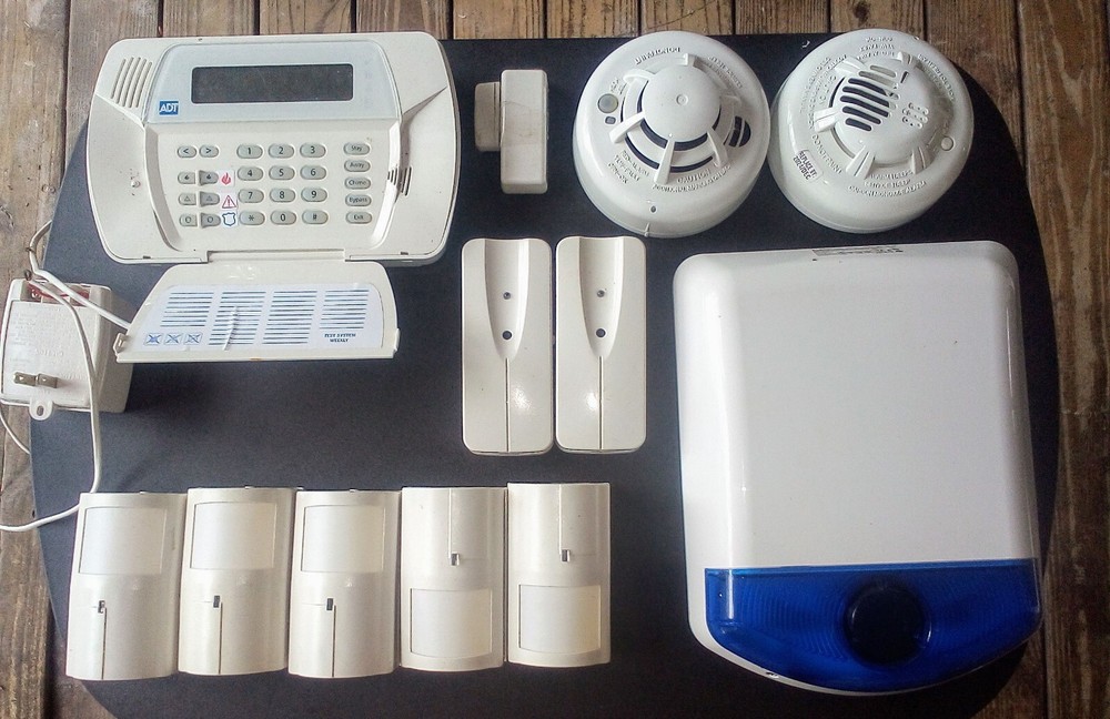 ADT IMPASSA CELLULAR PROFESSIONAL HOME ALARM SYSTEM -