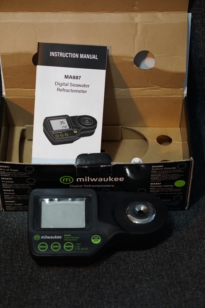 Milwaukee MA887 Digital Refractometer - Salinity