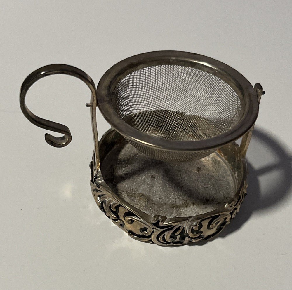 Vintage Silver Tone Tipable Tea Bag Strainer Holder Rest with Finger Handle