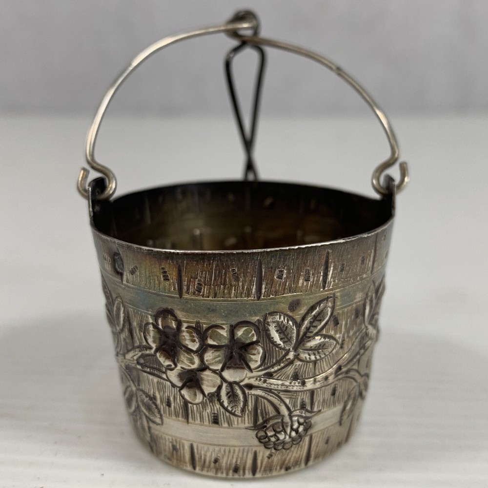 Fine Antique Solid Silver Novelty Miniature Barrel Strainer Diameter 4.3cm
