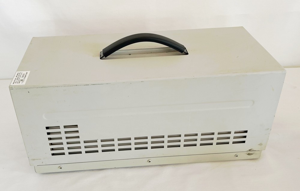 California Instruments Model 1001WP 1000VA AC Power Source Frequency Changer