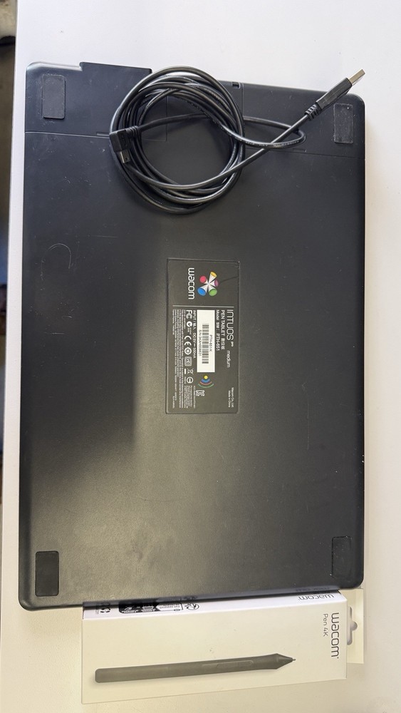 wacom intuos pro medium