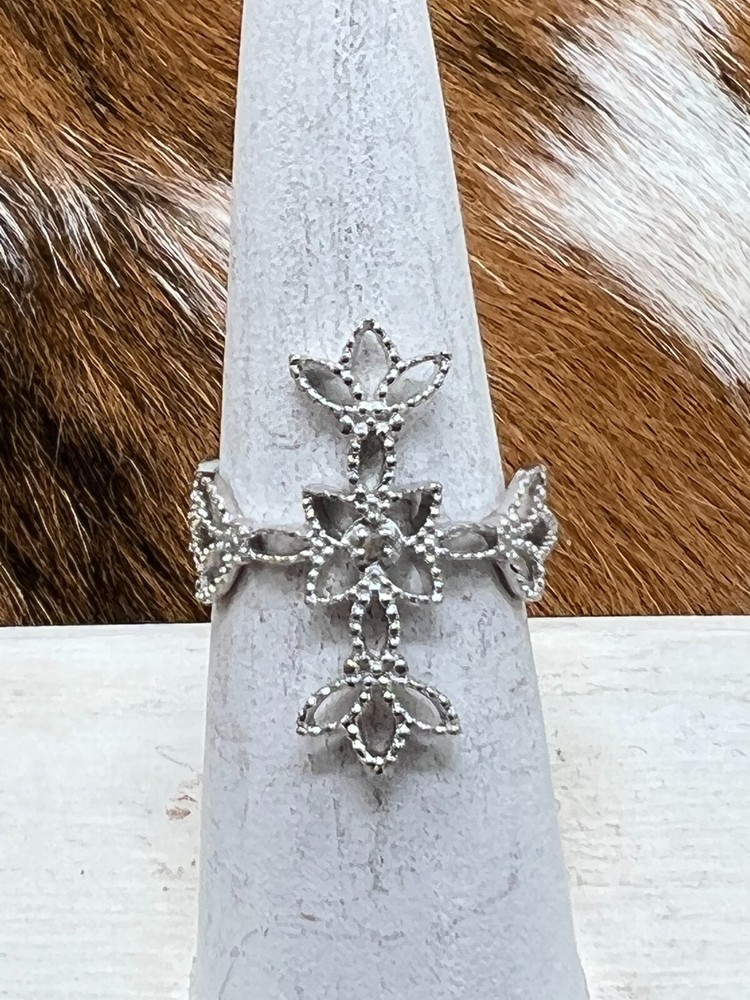 CROSS ~ STERLING ~ RING (6.25)