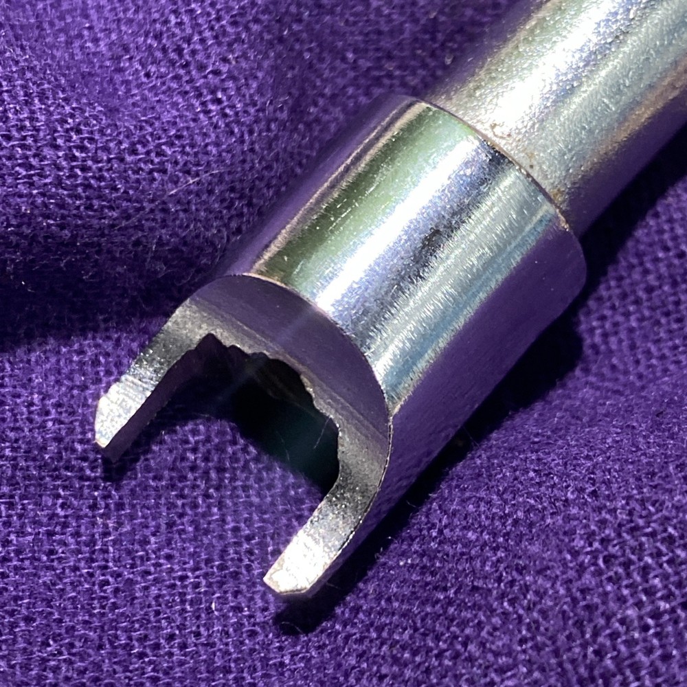 Snap On Tools Dash Nut Trim Specialty VW Porsche Clear Screwdriver Handle