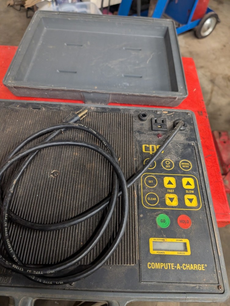 CPS COMPUTE-A-CHARGE Model CC700