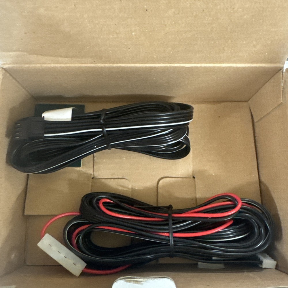 Flashlogic - Pursuit 1-way Remote Start Transmitter Kit FLRF1