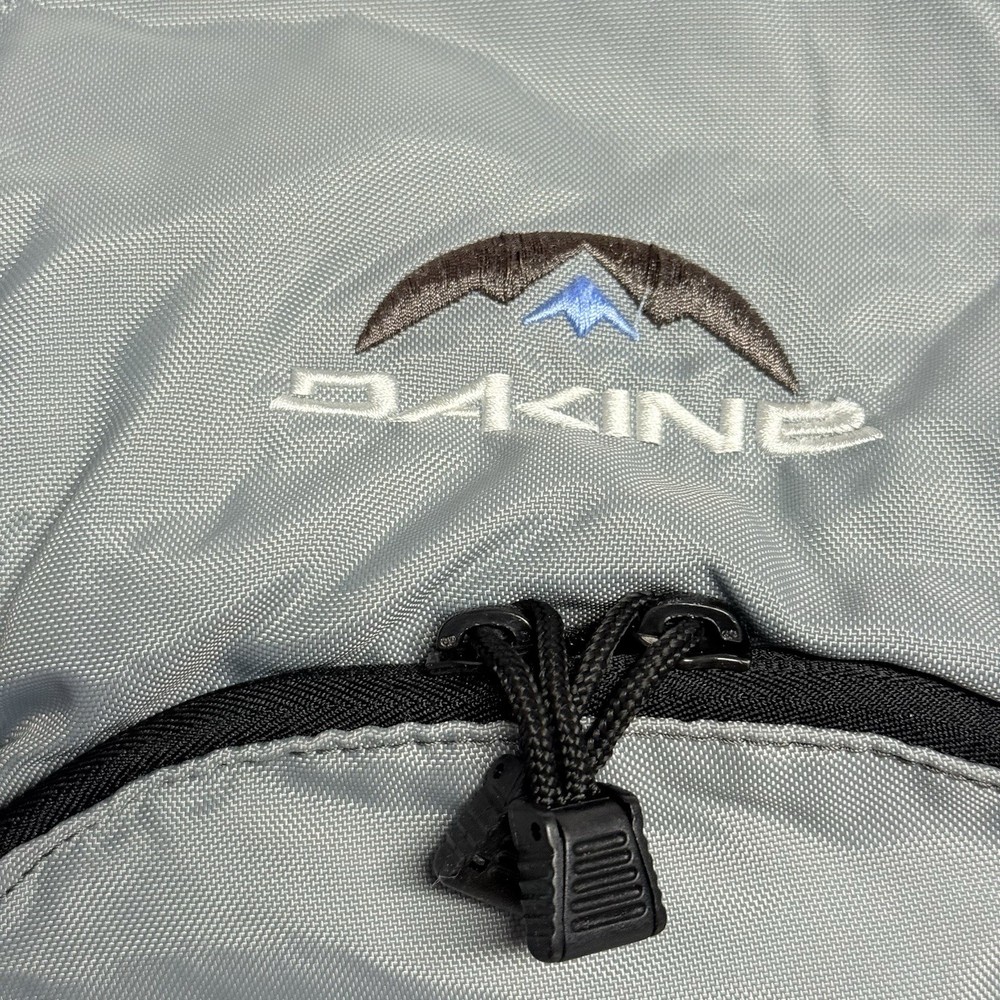 Dakine Ridge Technical Hiking Hydration Backpack Gray Black Waist Pack