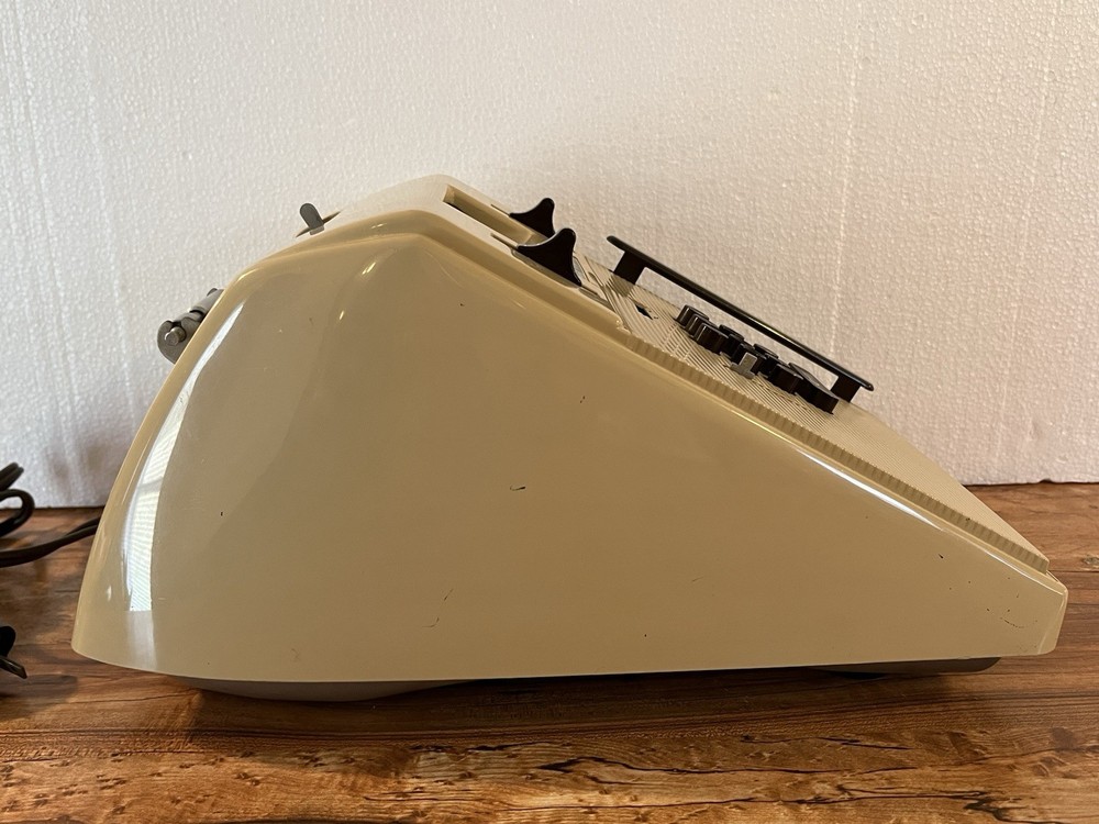 Vintage Victor Comptometer Adding Machine Model 7 82 54