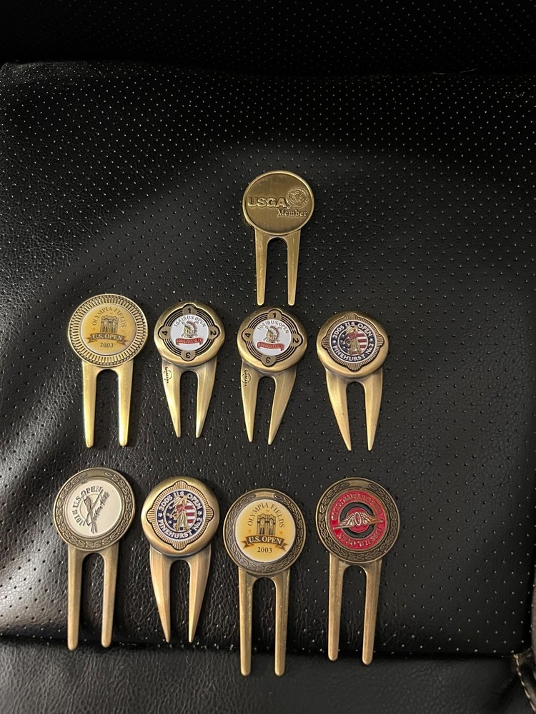 Golf Divot Tool