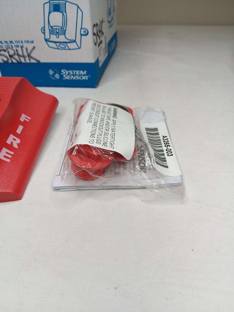 System Sensor SRHK Strobe, High-candela, Outdoor *Wrong Box*