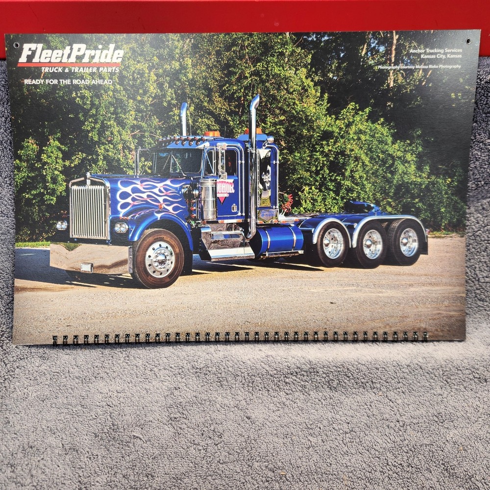 Fleetpride 2019 Calendar. Tractor Trailers. Excellent Condition.