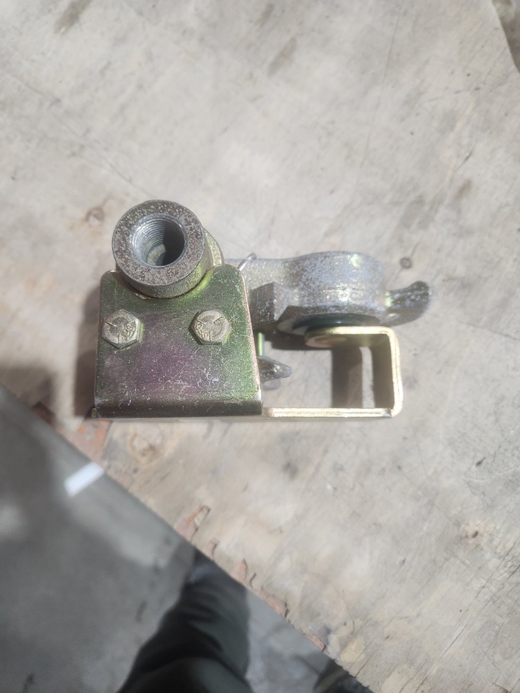 Phillips 12-4908 Emergency Iron Gladhand Coupler