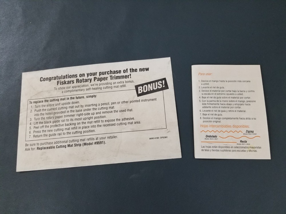 FISKARS Desktop Cutting Board Paper Rotary Cutter