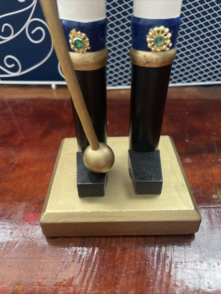 Nutcracker King 15”