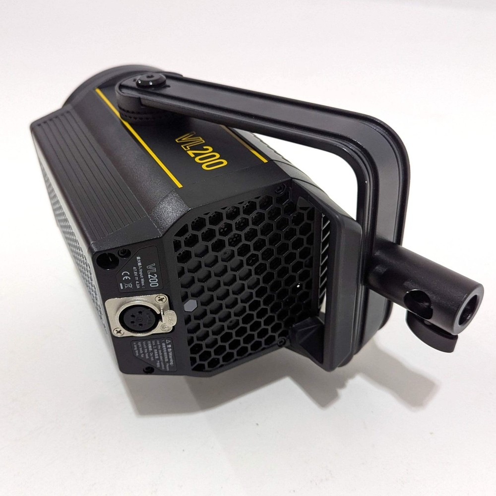 * OPEN BOX EXCELLENT * Godox VL200 LED Video Light