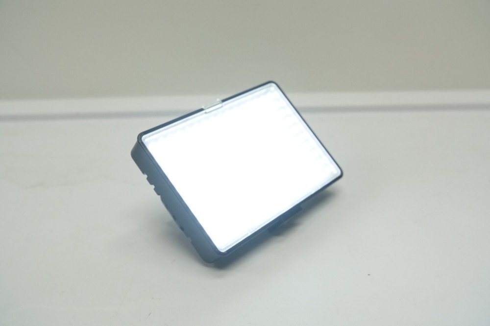 SAMTIAN TL-160S LED Video Light On-Camera Light