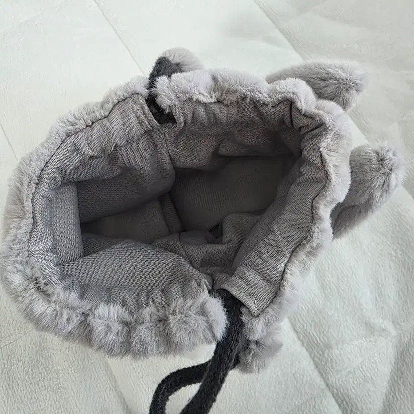 Wolfchan String Pouch Display Used