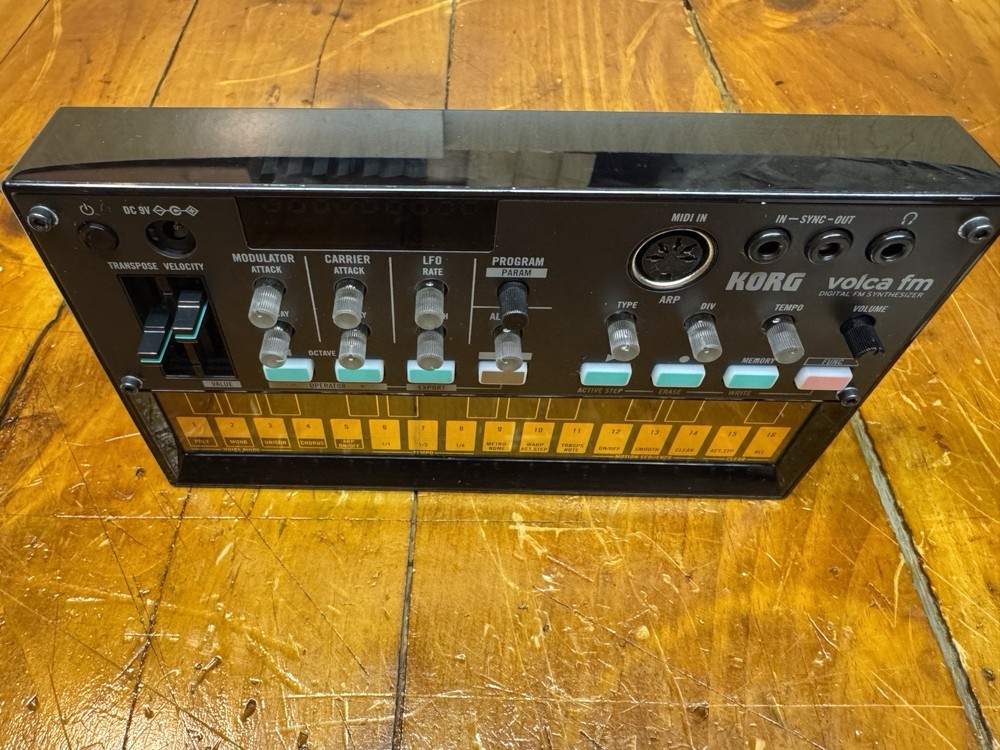 Korg Volca FM Digital Synthesizer