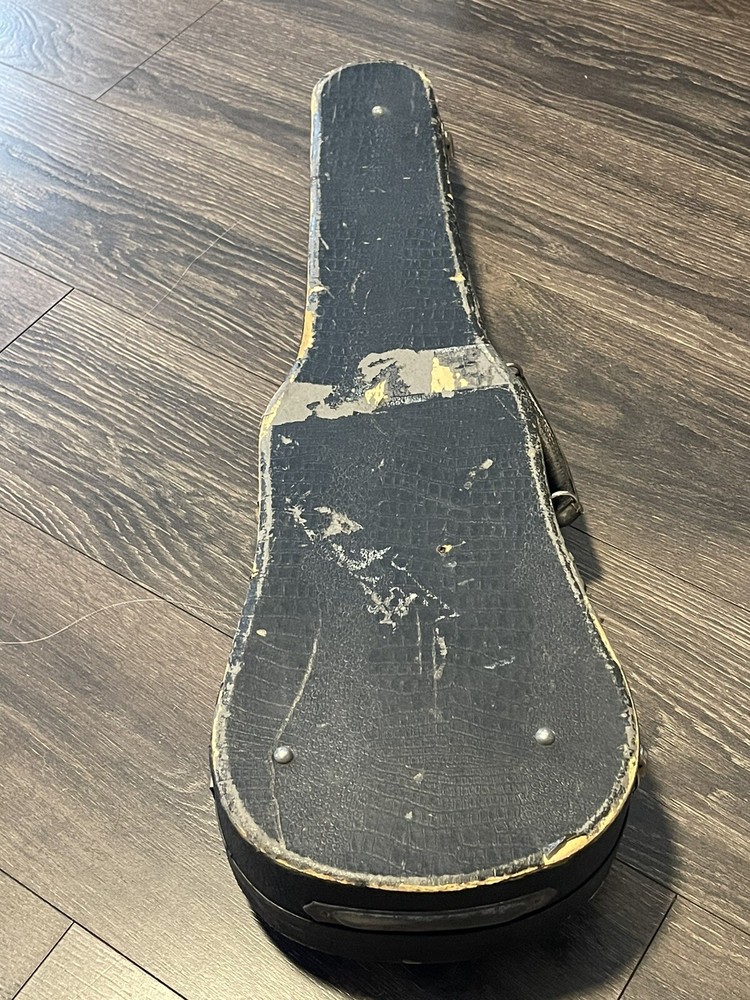 Antique violin